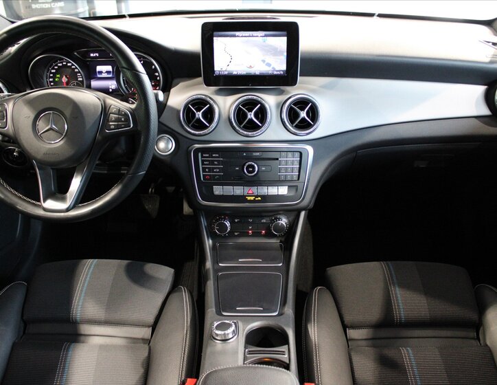 Mercedes-Benz CLA Kombi 2,1 l 125 kw