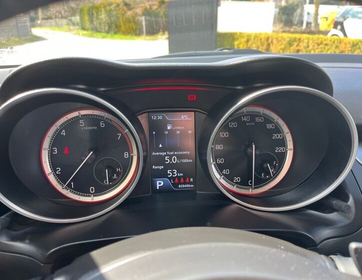 Suzuki Swift Hatchback 1,2 l 61 kw