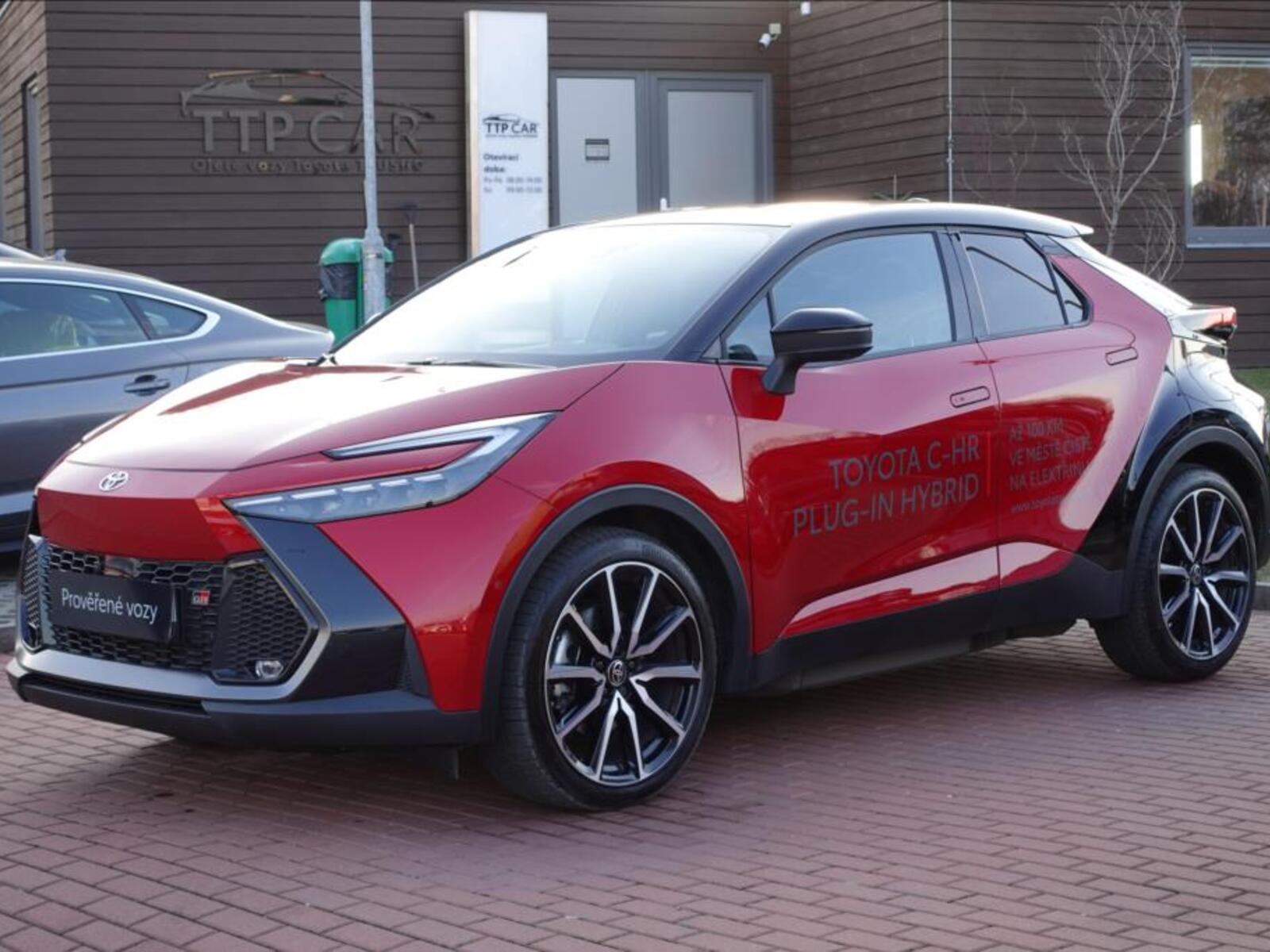 Toyota C-HR 1