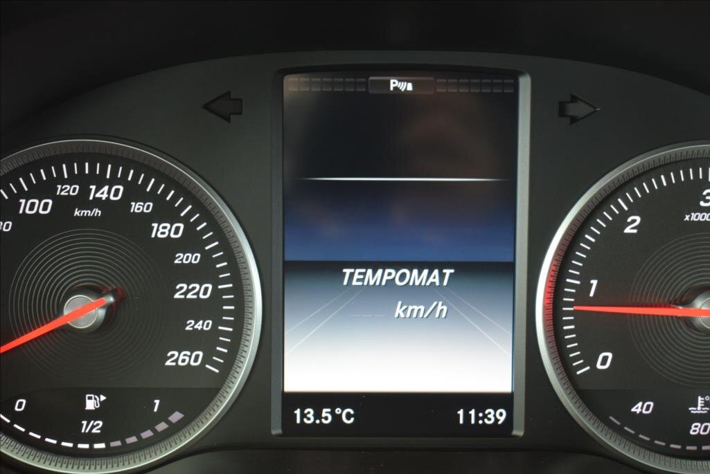 Mercedes-Benz Třídy C Sedan / Limuzína 2,1 l 125 kw