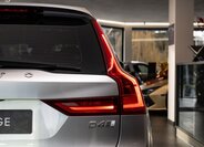 Volvo V90 21