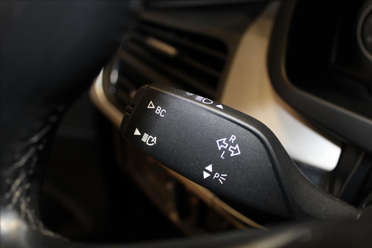 BMW X5 SUV / Terénní 3,0 l 190 kw