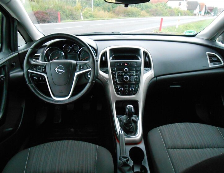 Opel Astra Kombi 1,6 l 85 kw