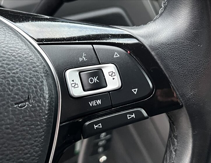 Volkswagen Touran Kombi 1,6 l 85 kw