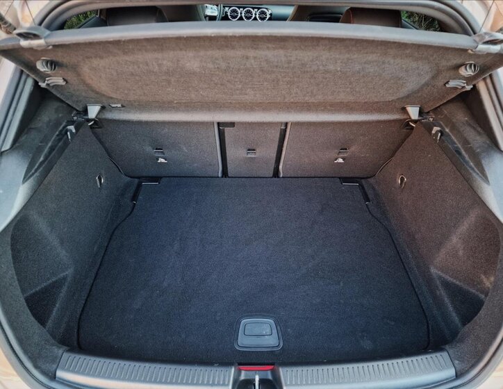 Mercedes-Benz Třídy A Hatchback 1,3 l 100 kw