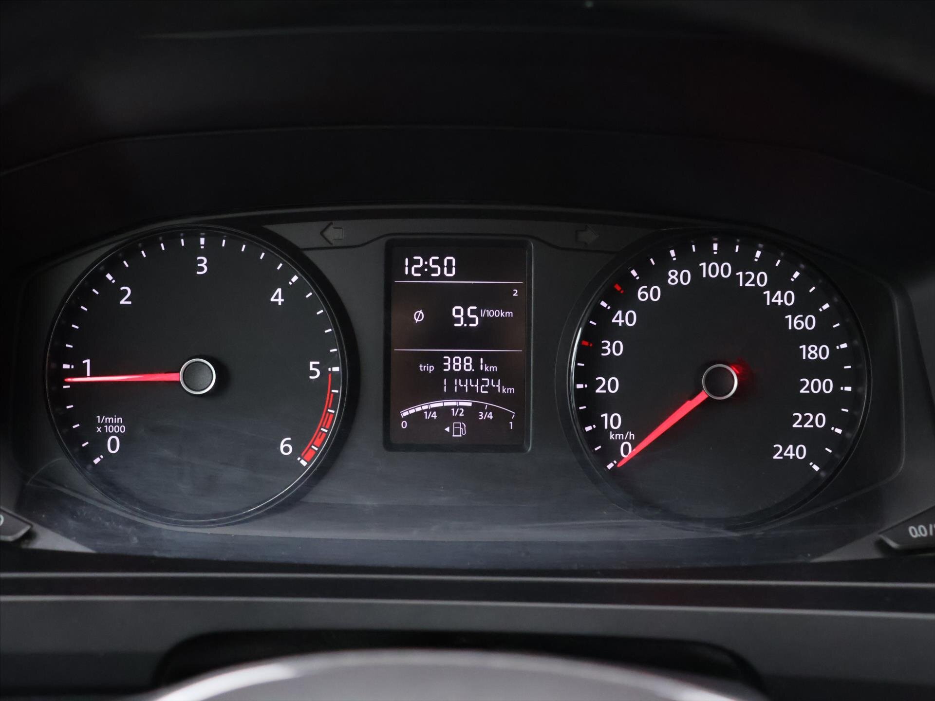 Volkswagen Transporter Kombi 2,0 l 75 kw