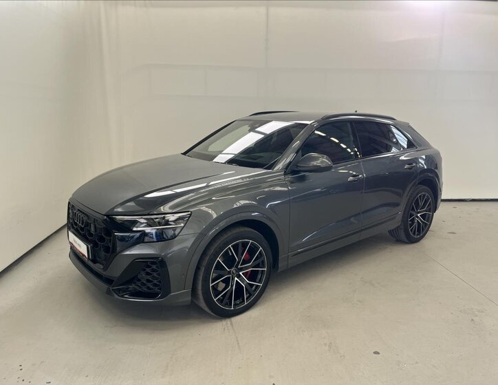 Audi SQ8 1