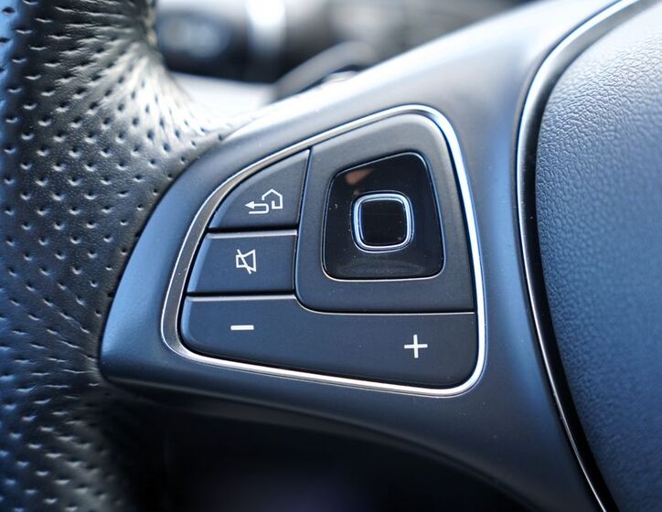 Mercedes-Benz Třídy E 44