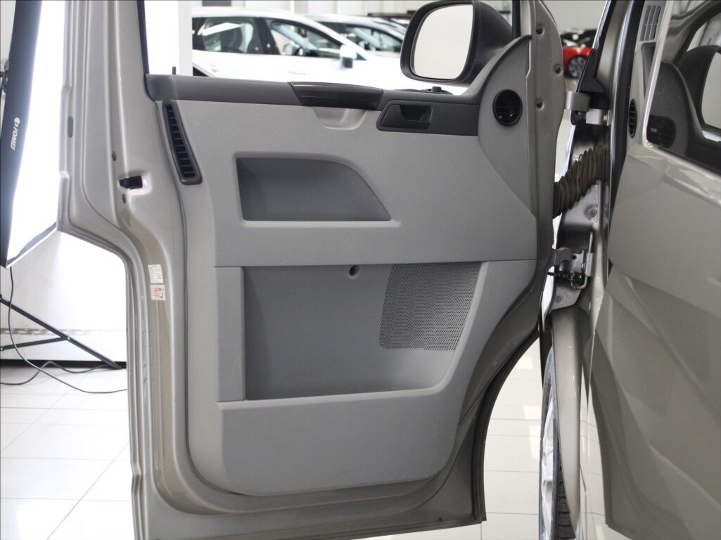 Volkswagen Transporter MPV 2,0 l 103 kw