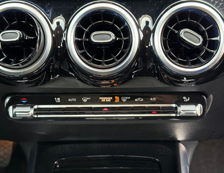 Mercedes-Benz GLB SUV / Terénní 2,0 l 85 kw