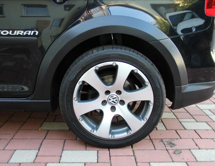 Volkswagen Touran 38