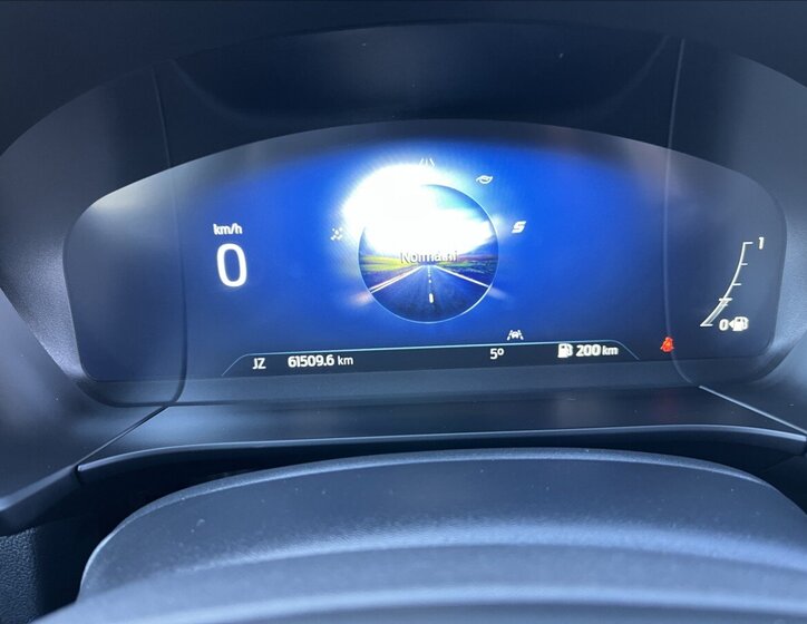 Ford Kuga Kombi 1,5 l 111 kw