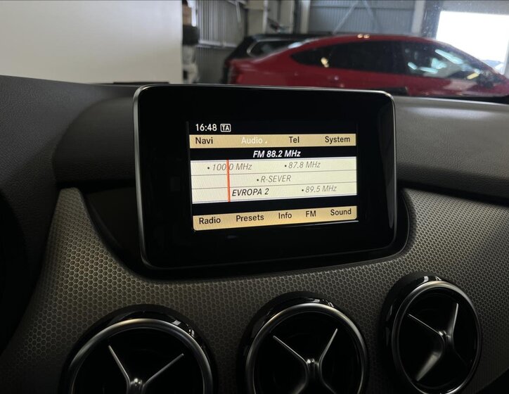 Mercedes-Benz Třídy B Hatchback 1,8 l 100 kw