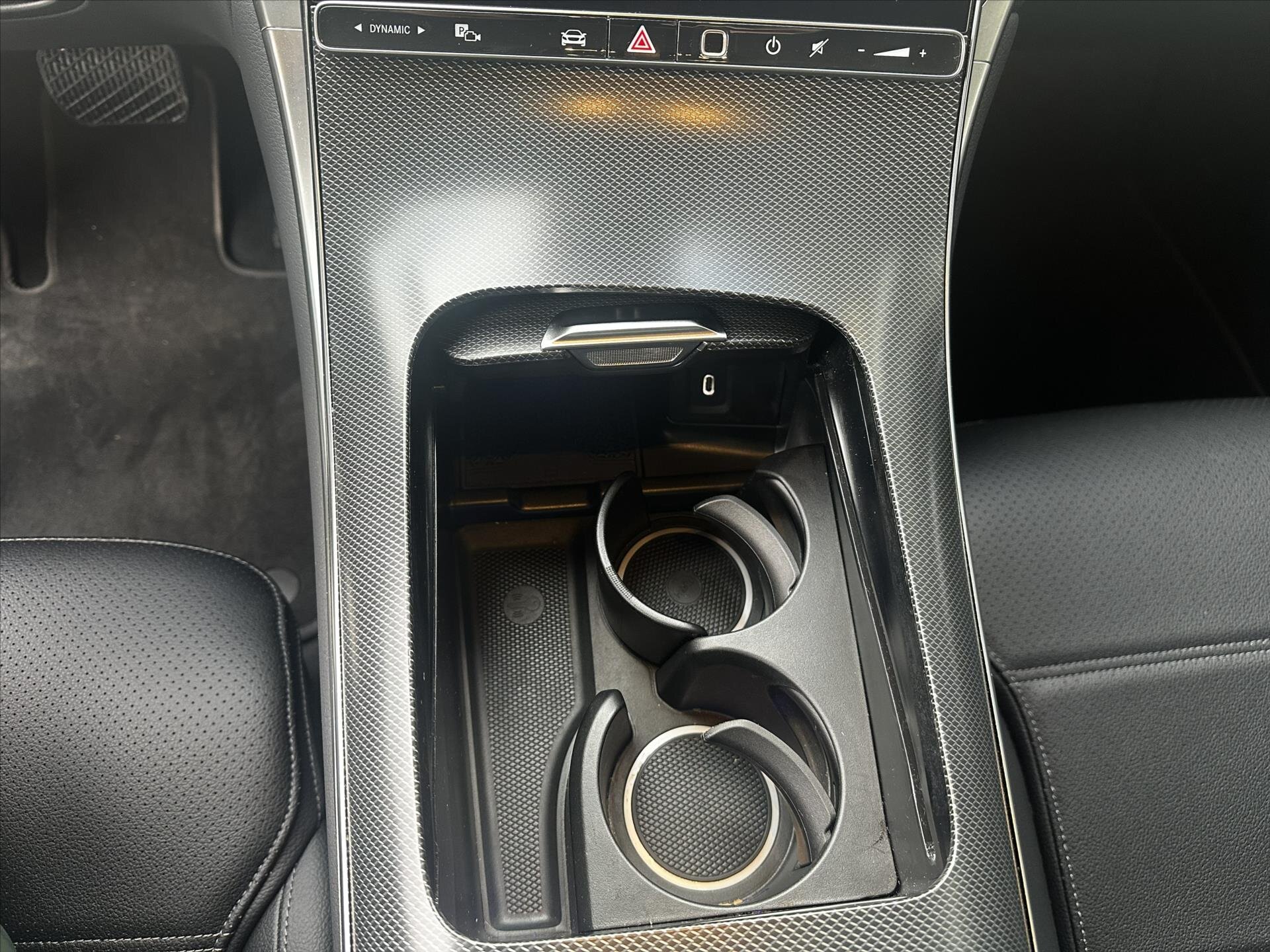 Mercedes-Benz GLC SUV / Terénní 2,0 l 145 kw