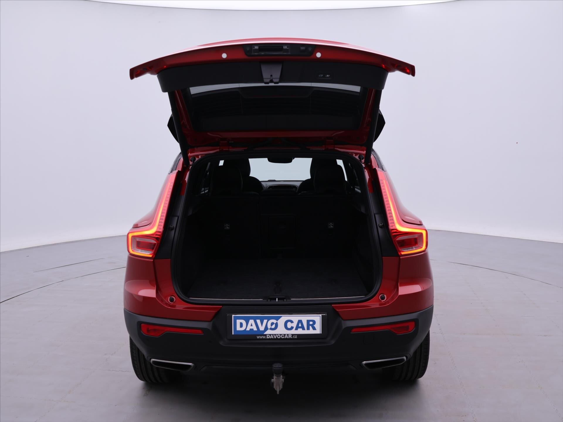 Volvo XC40 SUV 182,0 182 kw