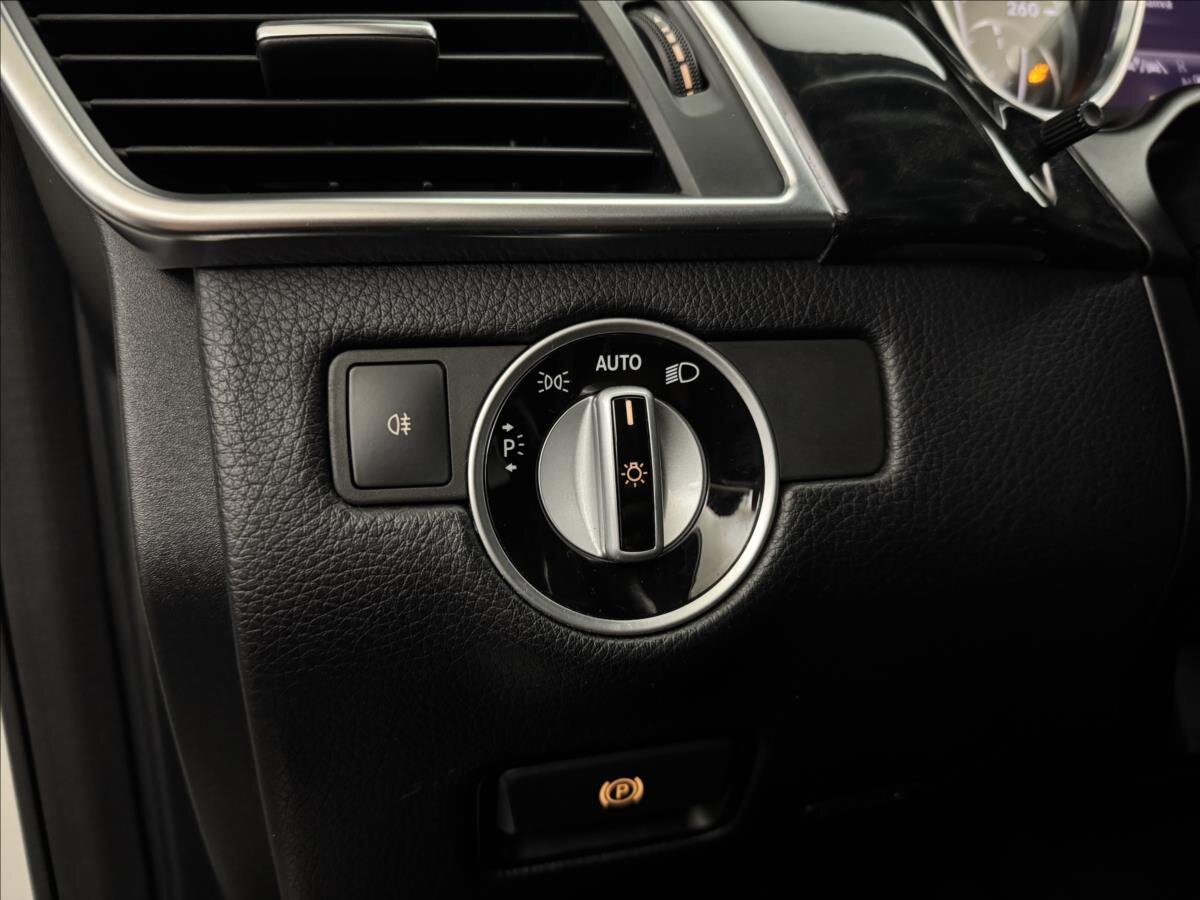 Mercedes-Benz GL SUV 3,0 l 190 kw