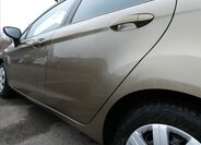 Ford Fiesta 14