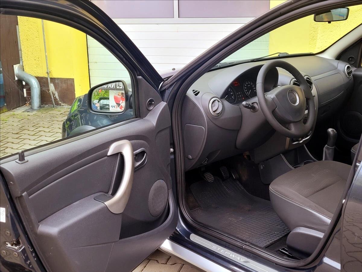 Dacia Sandero Hatchback 1,6 l 62 kw