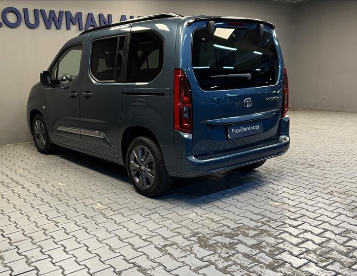 Toyota ProAce City Verso 16