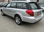 Subaru Legacy Kombi 3,0 l 180 kw