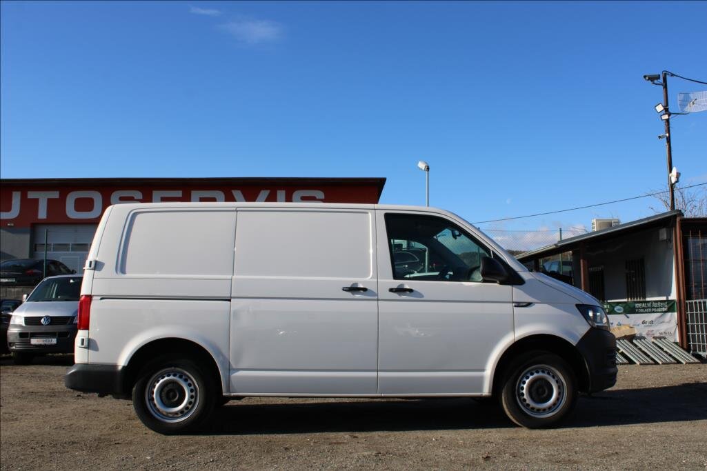 Volkswagen Transporter Skříň 2,0 l 110 kw