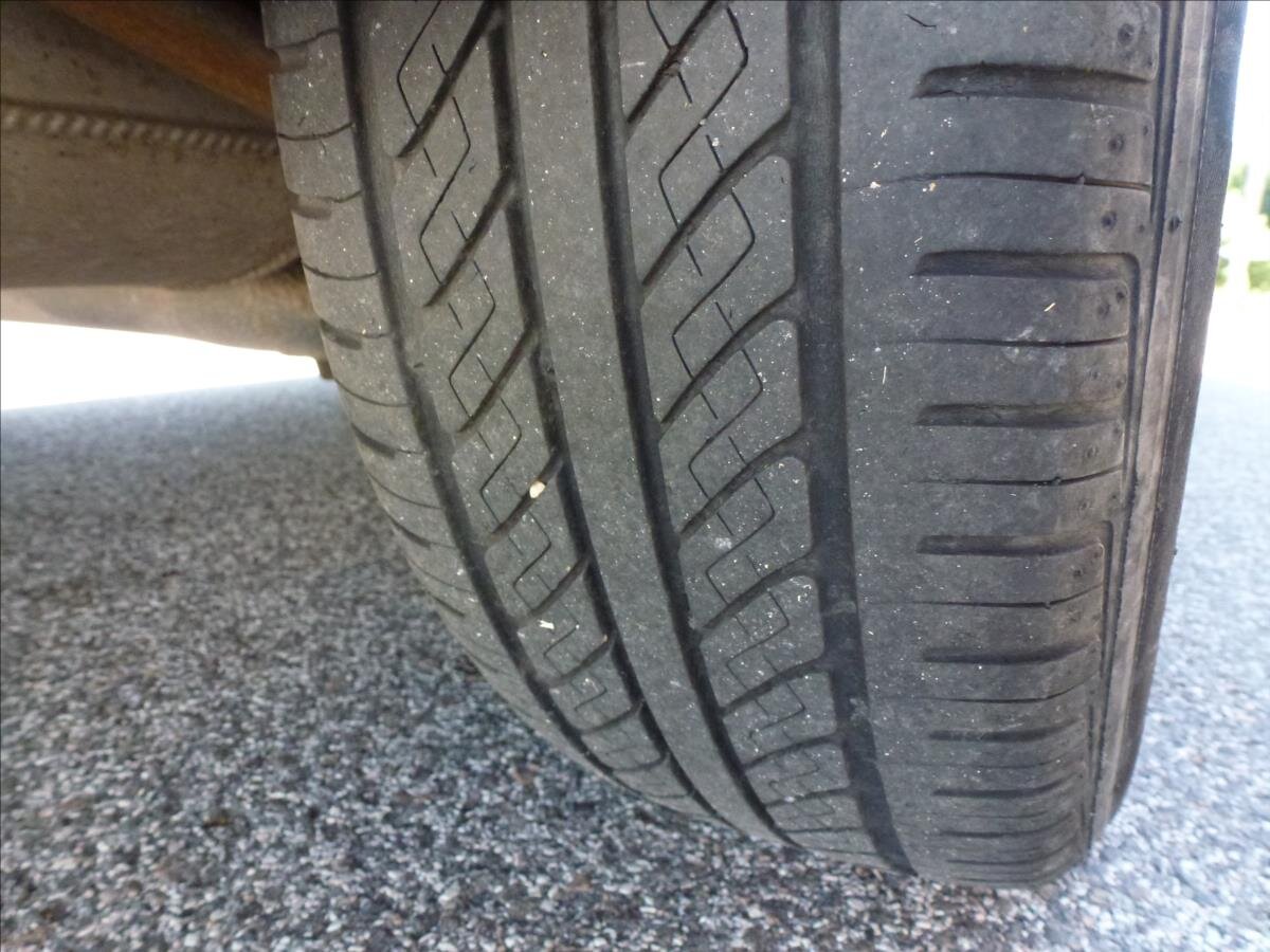 Volkswagen Caddy Skříň 1,9 l 77 kw