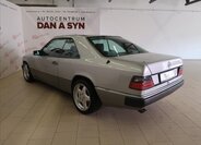 Mercedes-Benz 124 Kupé 3,0 l 162 kw