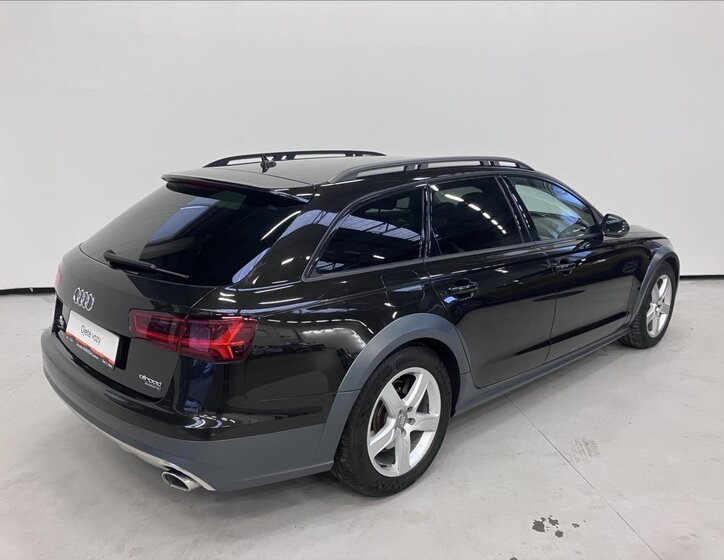 Audi A6 Allroad 2