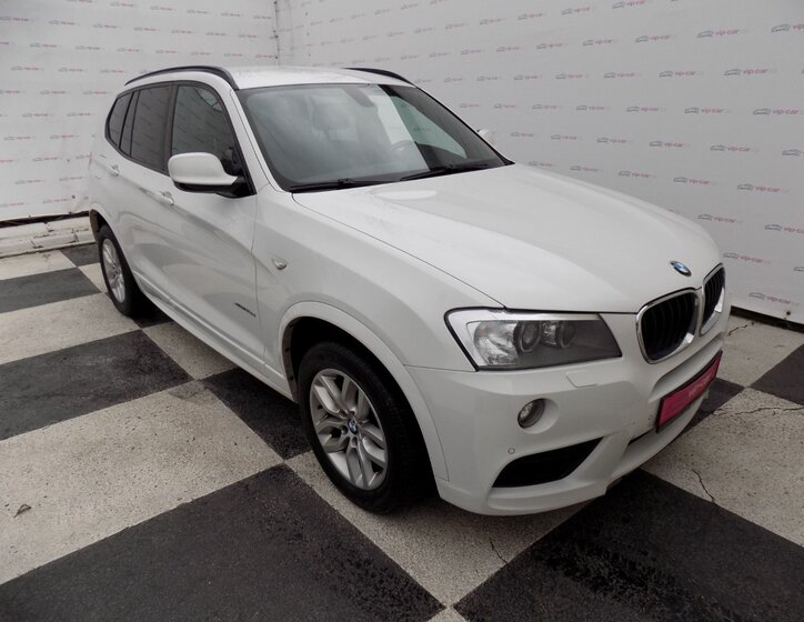 BMW X3 SUV / Terénní 2,0 l 135 kw