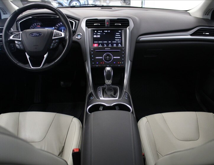 Ford Mondeo Kombi 2,0 l 177 kw