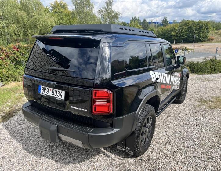 Toyota Land Cruiser 7