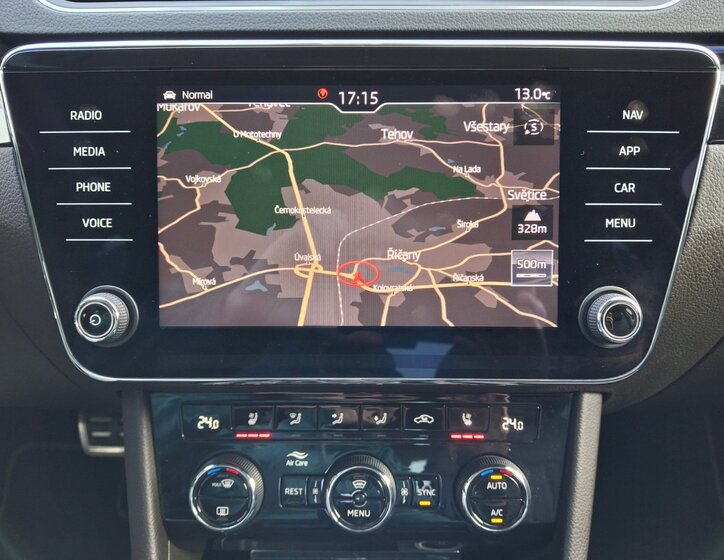 Škoda Superb Sedan / Limuzína 2,0 l 140 kw