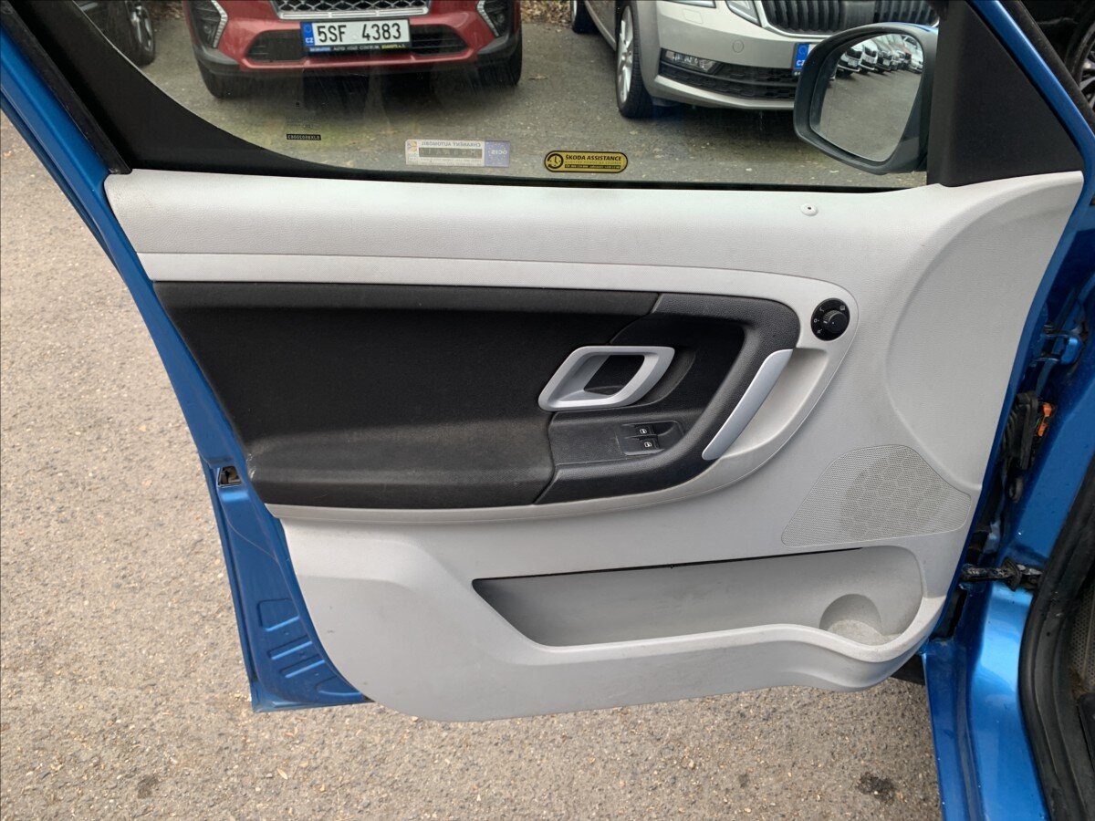 Škoda Roomster Kombi 1,6 l 77 kw