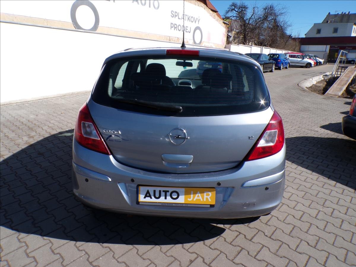 Opel Corsa Hatchback 1,2 l 59 kw