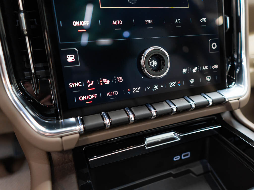 GMC Yukon SUV 6,2 l 313 kw