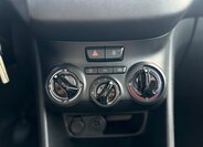 Peugeot 208 Hatchback 1,2 l 61 kw