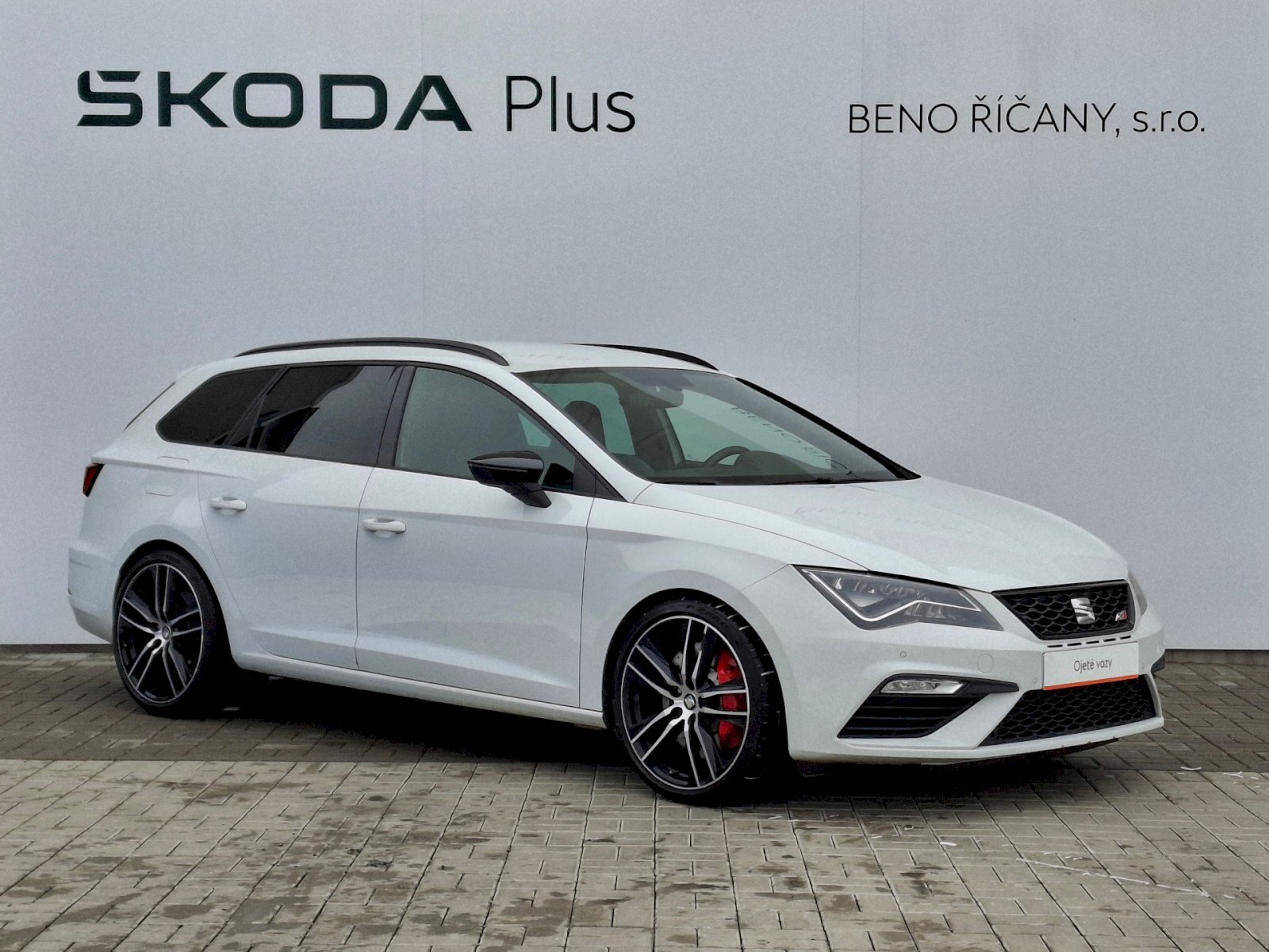 Seat Leon Kombi 2,0 l 221 kw