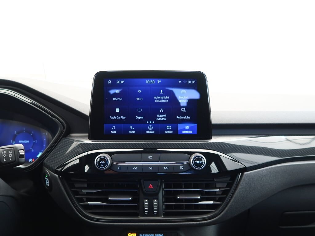 Ford Kuga SUV / Terénní 2,0 l 88 kw