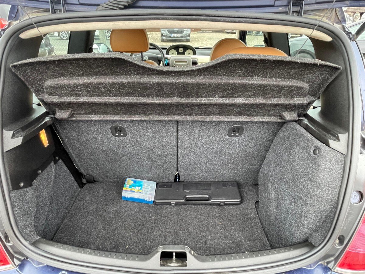 Lancia Y Hatchback 1,2 l 59 kw