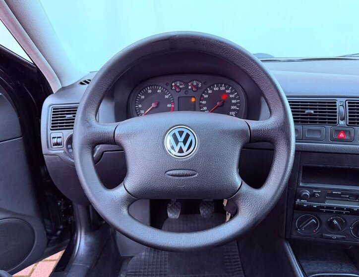 Volkswagen Golf Hatchback 1,4 l 55 kw