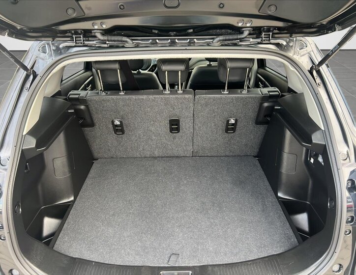 Suzuki S-Cross SUV 1,5 l 75 kw