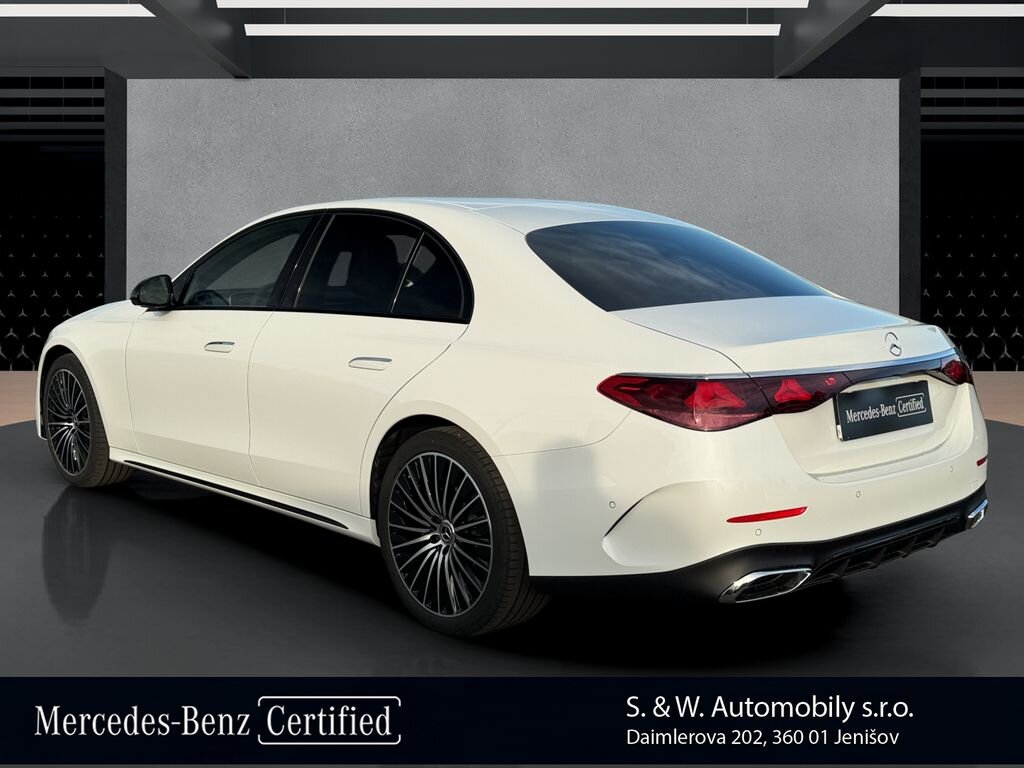 Mercedes-Benz Třídy E Sedan / Limuzína 2,0 l 145 kw