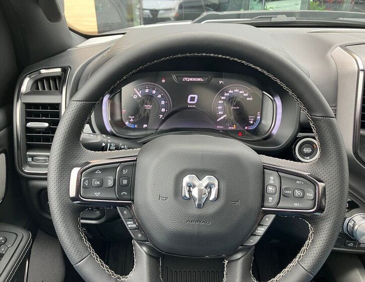 Dodge RAM Pick-up 3,0 l 313 kw