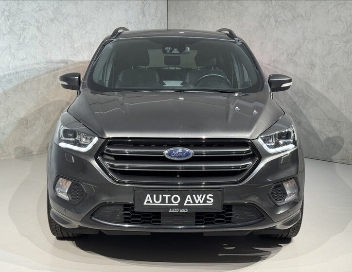 Ford Kuga SUV 2,0 l 178 kw