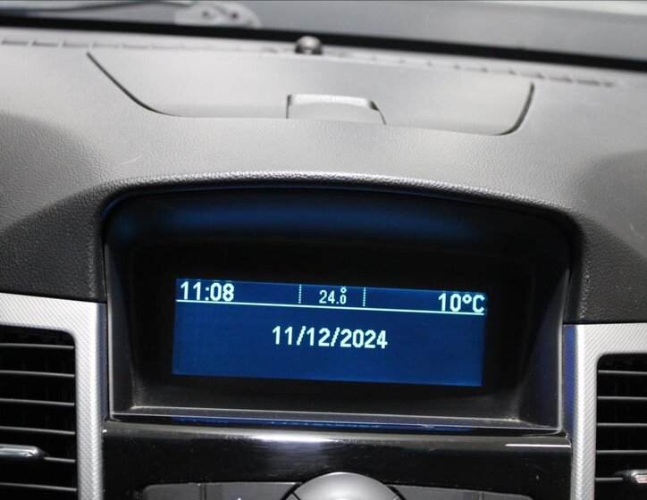 Chevrolet Cruze Sedan / Limuzína 2,0 l 120 kw