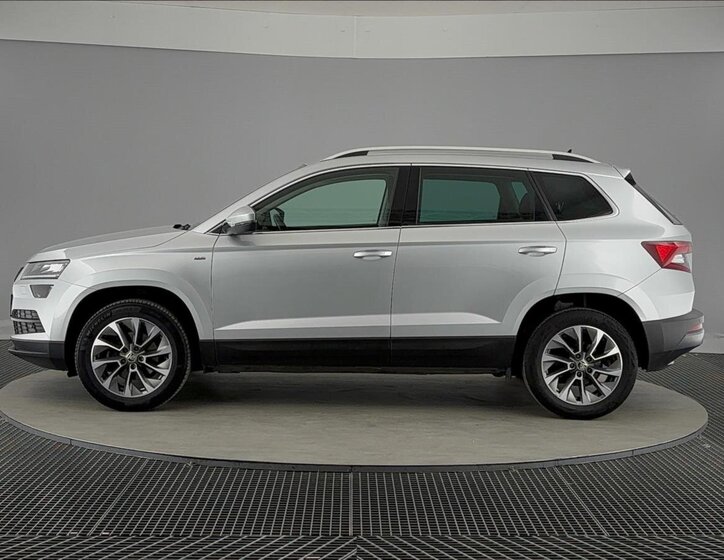 Škoda Karoq SUV / Terénní 1,5 l 110 kw