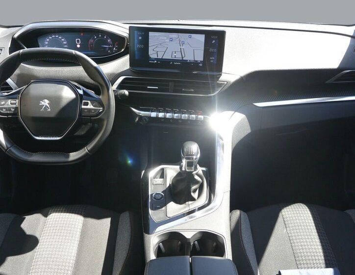 Peugeot 3008 SUV / Terénní 1,2 l 96 kw