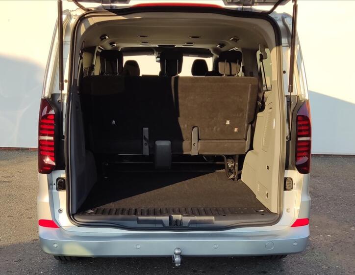 Volkswagen Caravelle 26