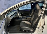 Tesla Model 3 Sedan 0,0 324 kw