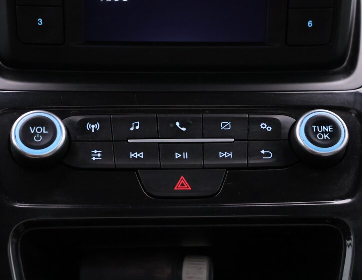 Ford Tourneo Connect Kombi 1,5 l 88 kw